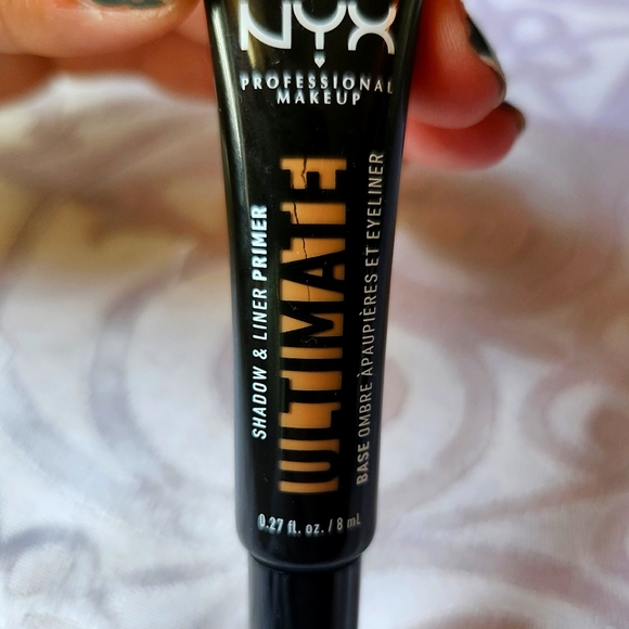 NYX ULTIMATE Shawdow & Liner Primer - Picture 2 of 3
